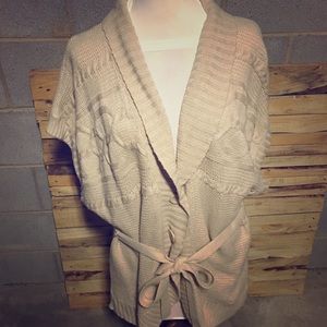 Faded Glory Cream Tan Short Sleeve Sweater